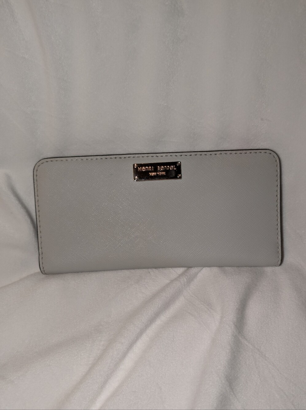 Henri Bendel Wallet Saffiano Continental Light Gray VGC